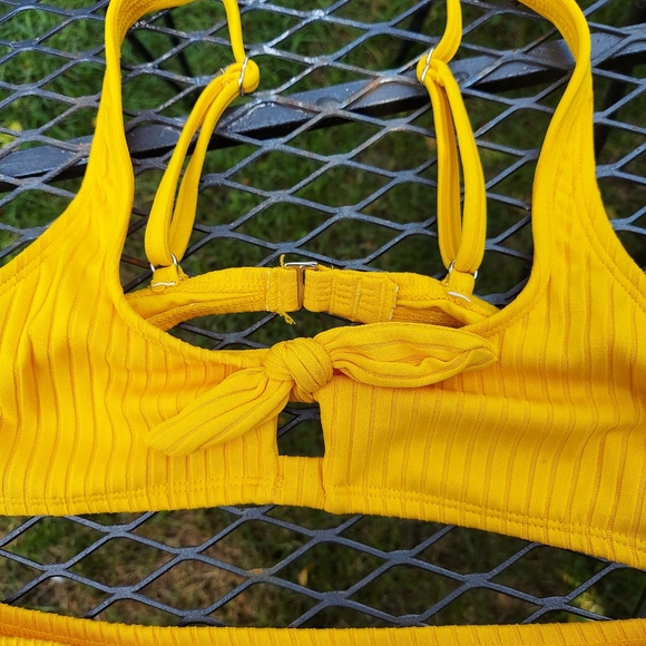 Xhilaration Yellow tie front ribbed swimsuit - Picture 4 of 8